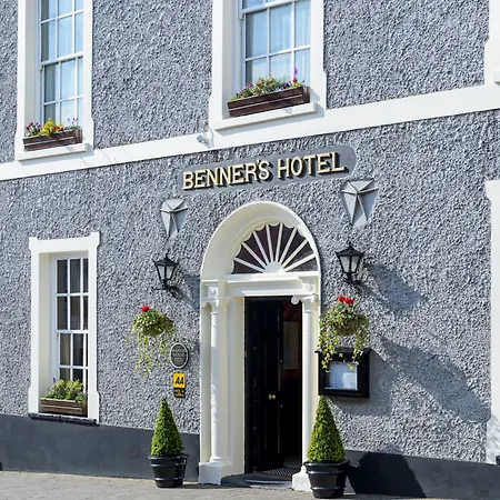 Benners 3* Dingle