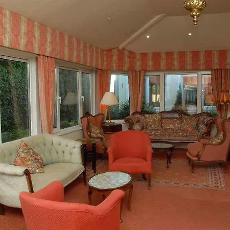 Benners 3* دينغل
