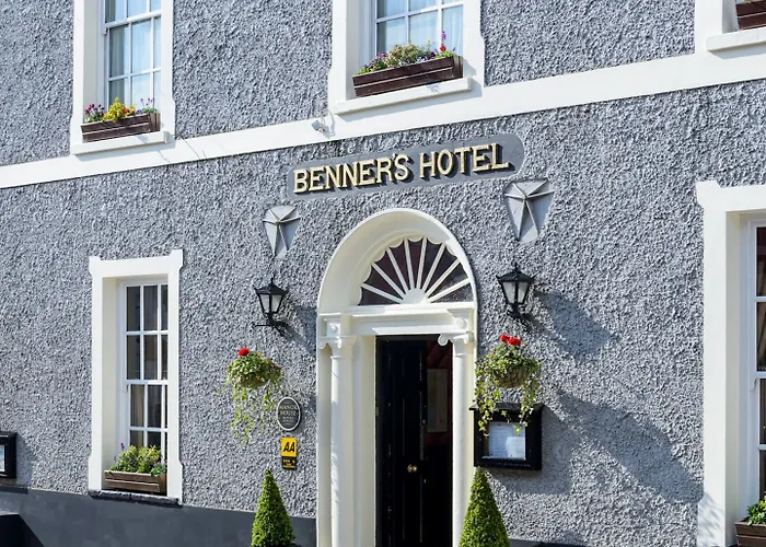 Benners 3* Dingle